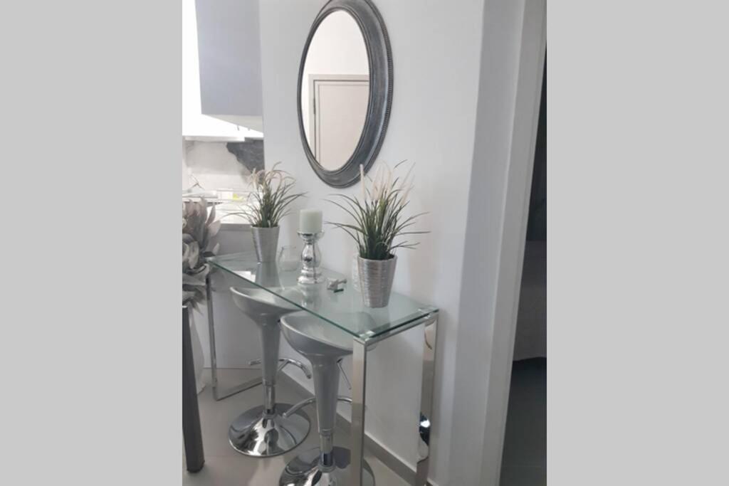 Polychrono New 2 Bedroom Apt. Just By The Sea! Екстериор снимка